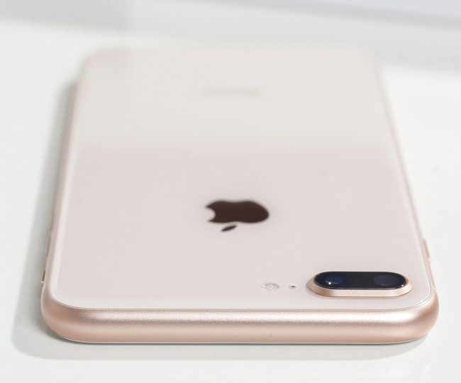 iPhone 8 Plus 64gb, Gold folosit